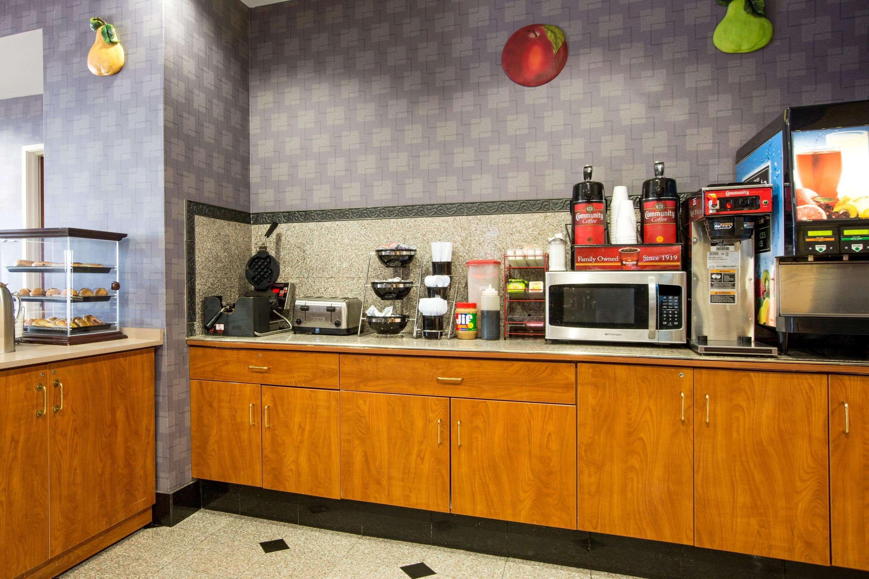 Microtel Inn & Suites By Wyndham Garland/Dallas Экстерьер фото