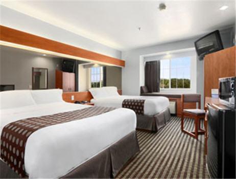 Microtel Inn & Suites By Wyndham Garland/Dallas Номер фото